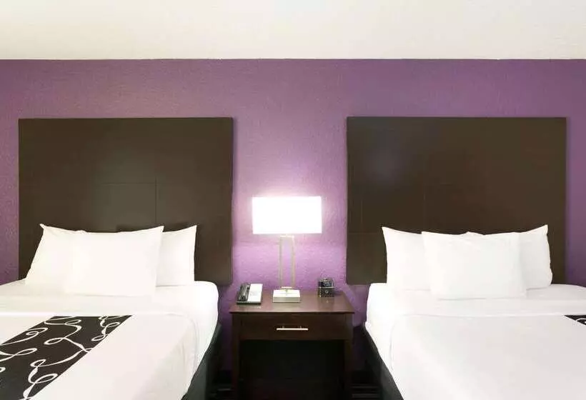 هتل La Quinta By Wyndham Orlando Universal Area   Free Shuttle To Universal