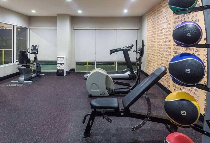 酒店 La Quinta By Wyndham Orlando Universal Area   Free Shuttle To Universal