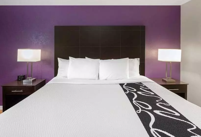 هتل La Quinta By Wyndham Orlando Universal Area   Free Shuttle To Universal