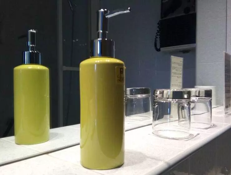 Logis Hotel Maison Carrée Restaurant O Carré Dart