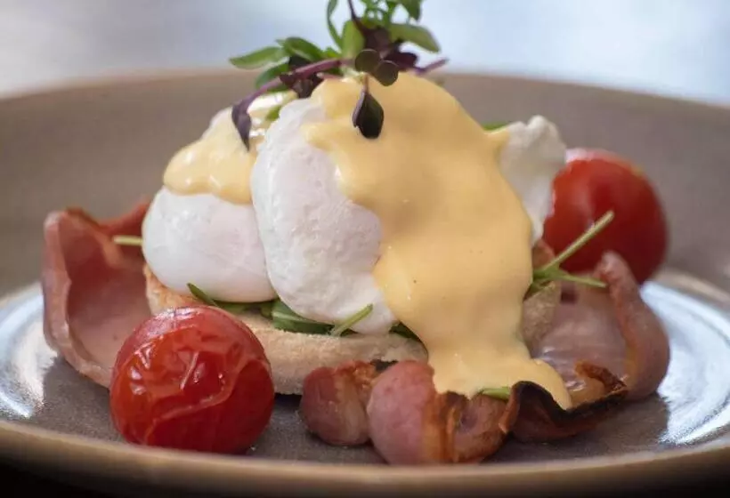 בית מלון כפרי Midlands Park