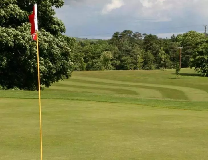 בית מלון כפרי Midlands Park