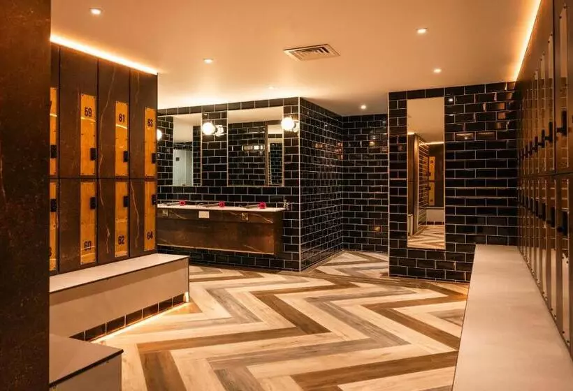 בית מלון כפרי Midlands Park