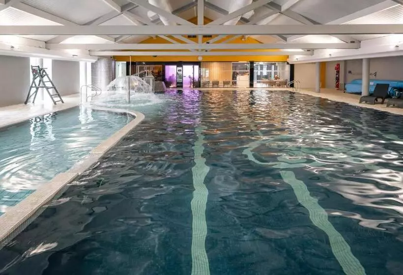 בית מלון כפרי Midlands Park