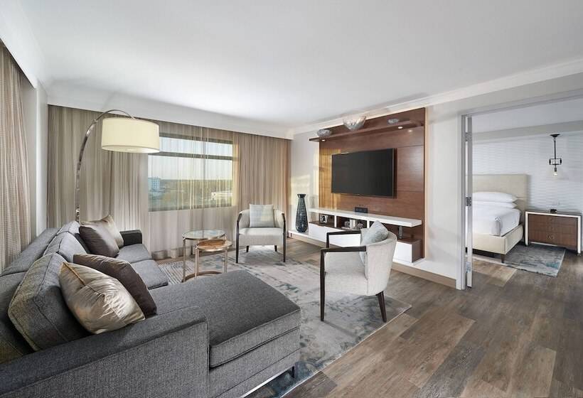 هتل Orlando Marriott Lake Mary