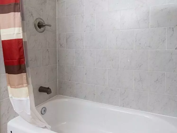 فندق Red Roof Inn Tulsa Airport