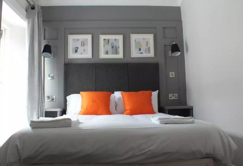 فندق The Metropole