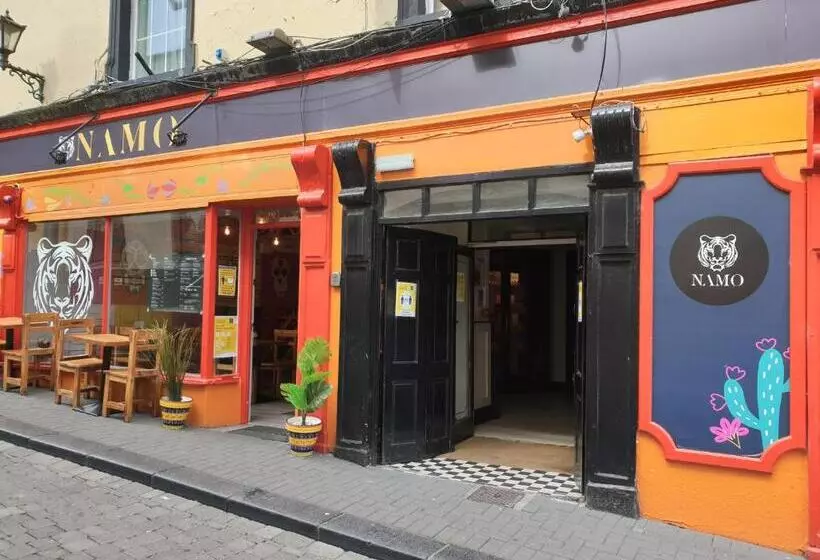 فندق The Metropole