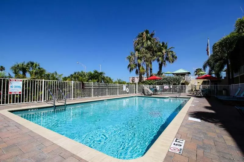 Treasure Island Hotel And Marina