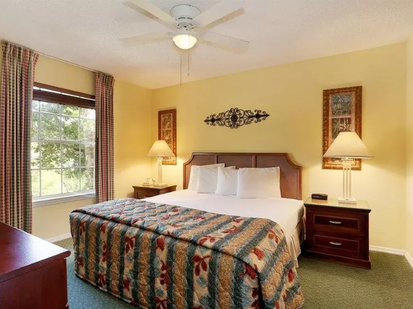 Oak Plantation Resort