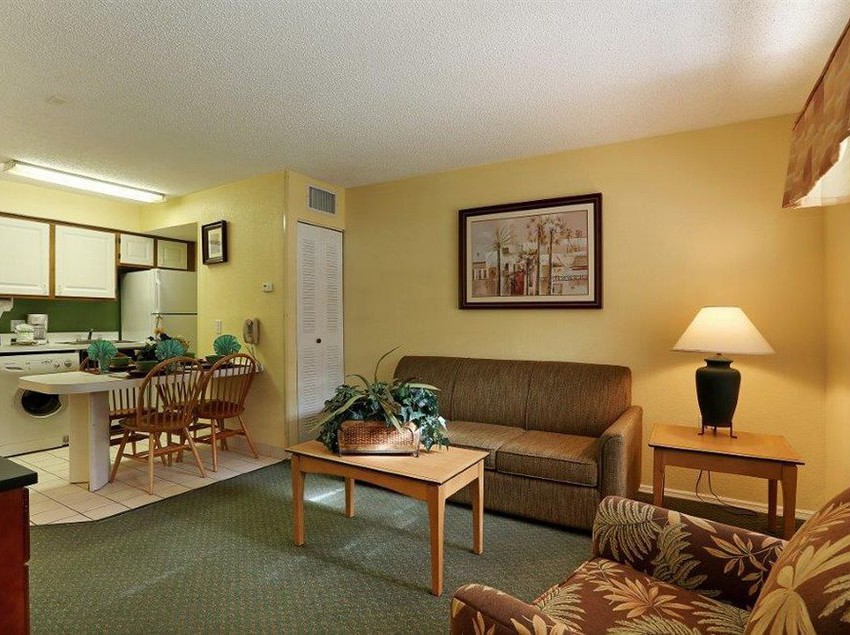 Oak Plantation Resort