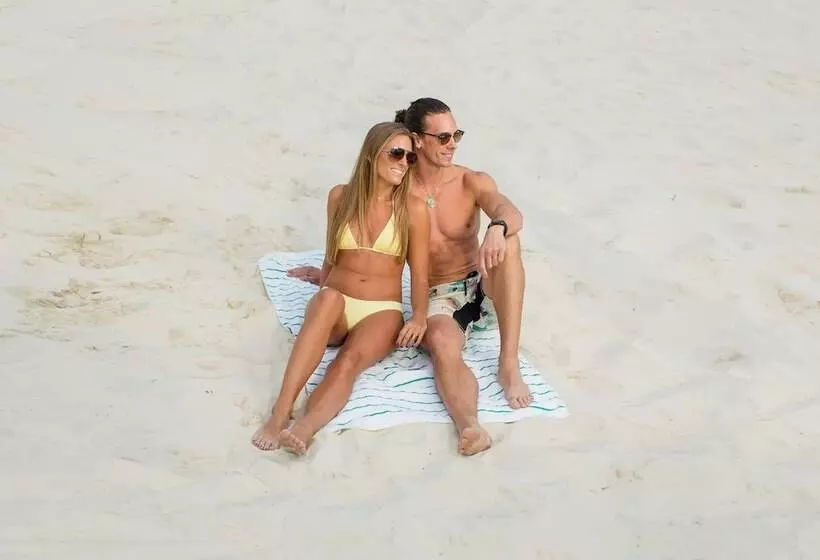 استراحتگاه Warwick Paradise Island Bahamas  All Inclusive  Adults Only