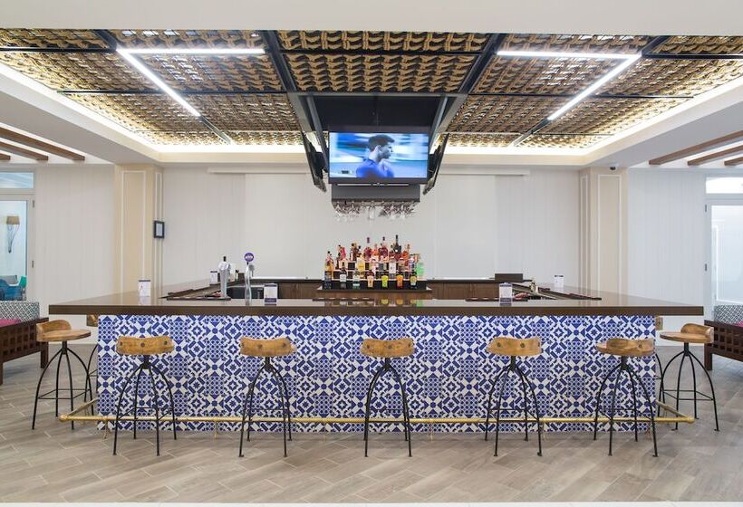 渡假胜地  Warwick Paradise Island Bahamas  All Inclusive  Adults Only