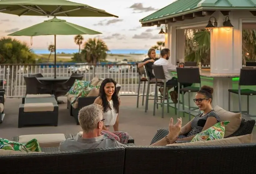 Treasure Island Hotel And Marina