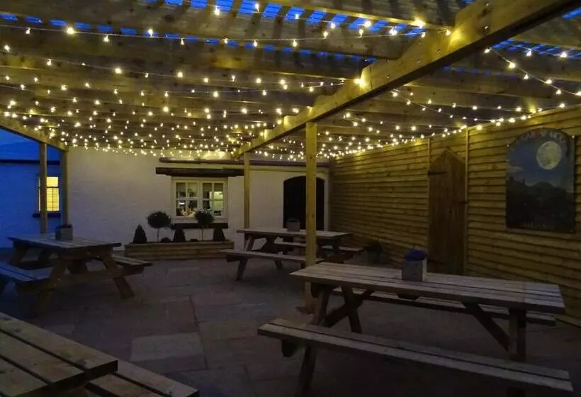 Retkeilymaja Garway Moon Inn