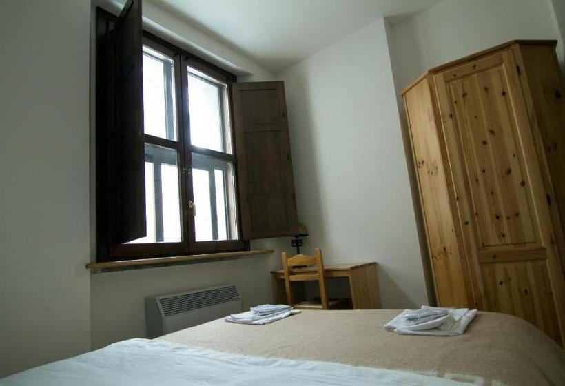 Общежитие Il Camoscio Mountain & Bike