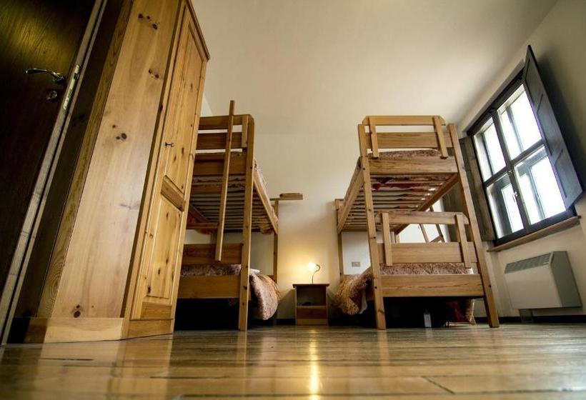 Общежитие Il Camoscio Mountain & Bike