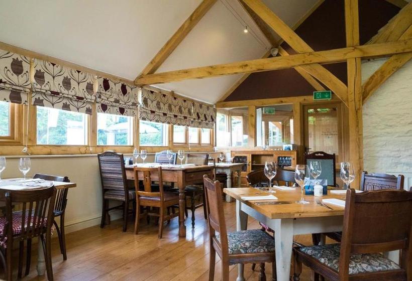 ユースホステル The Pheasant At Neenton