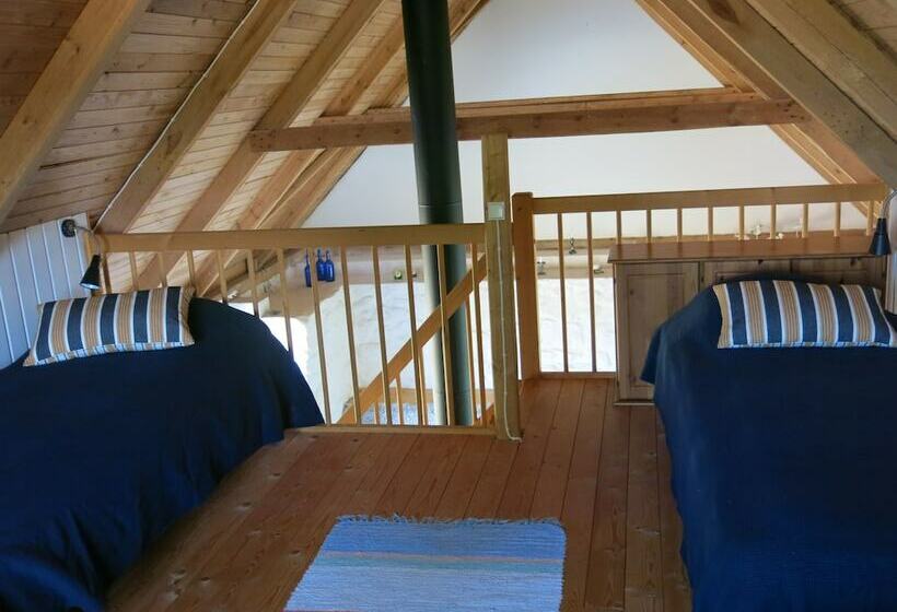 تختخواب و صبحانه Korsbarsgarden Undantaget