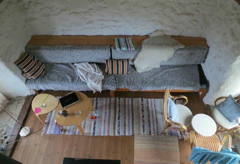 تختخواب و صبحانه Korsbarsgarden Undantaget