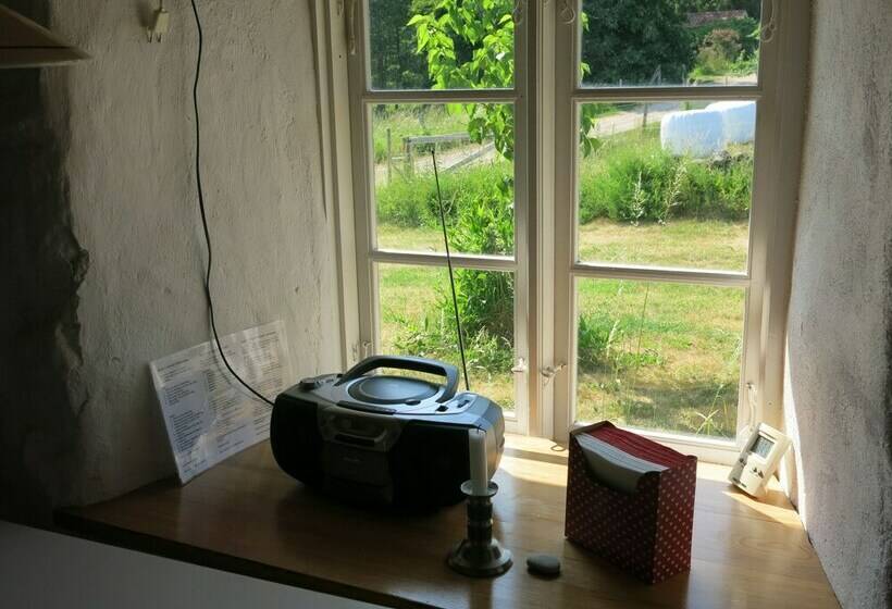 تختخواب و صبحانه Korsbarsgarden Undantaget