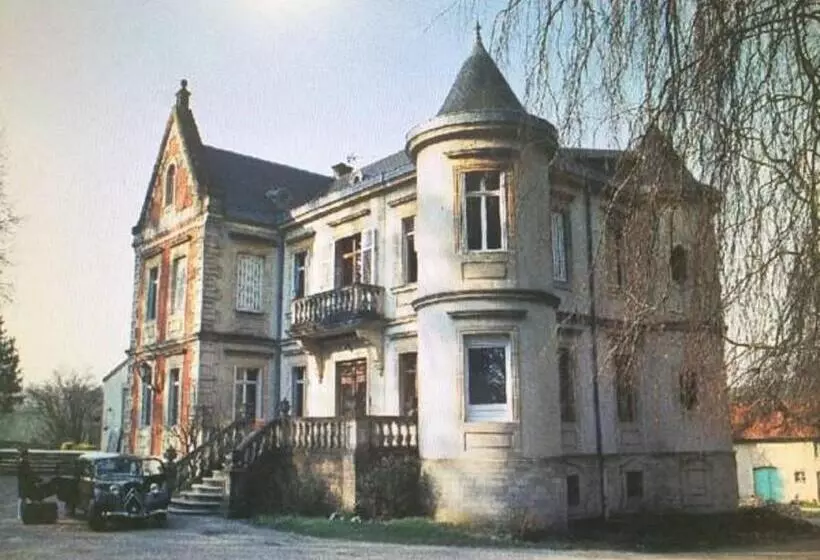 تختخواب و صبحانه Le Château De Conde En Barrois