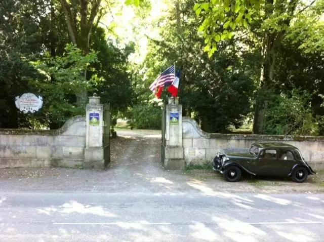 تختخواب و صبحانه Le Château De Conde En Barrois