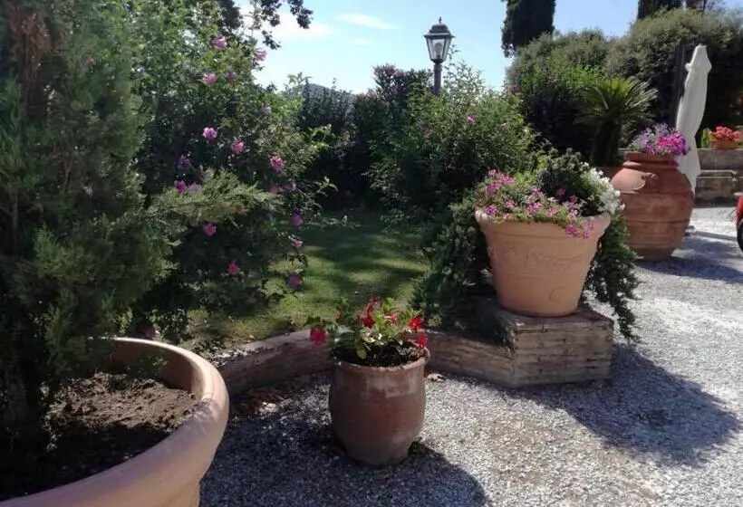 ベッドアンドブレックファースト Relais Villa Poschi