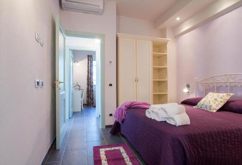 בית מלון כפרי Agriturismo Ada Musso Ss