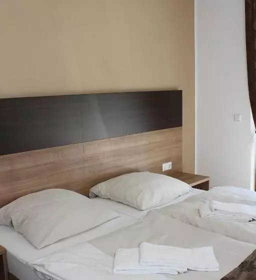 Hotelli Pizzeria Da Beni