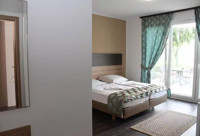 Hotelli Pizzeria Da Beni