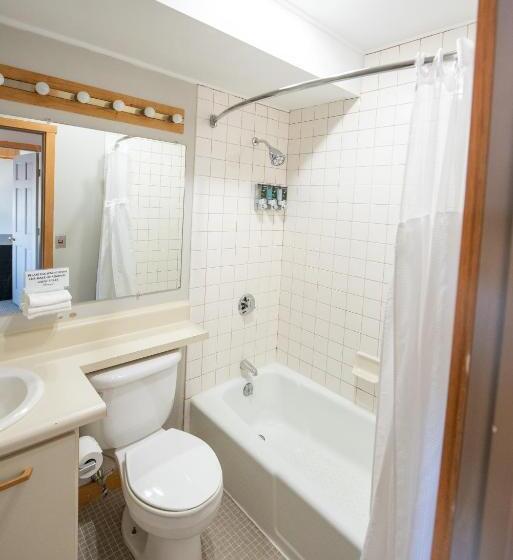 בית מלון כפרי Sugarloaf Inn