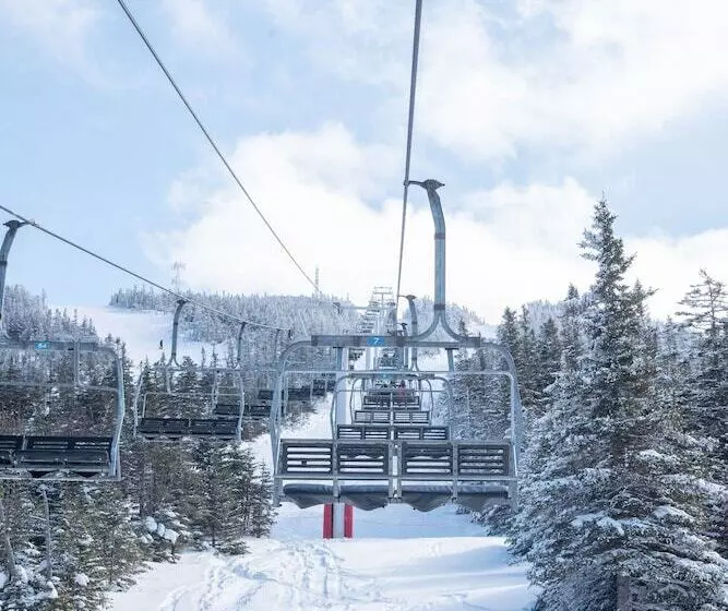 Hotelli Sugarloaf Inn