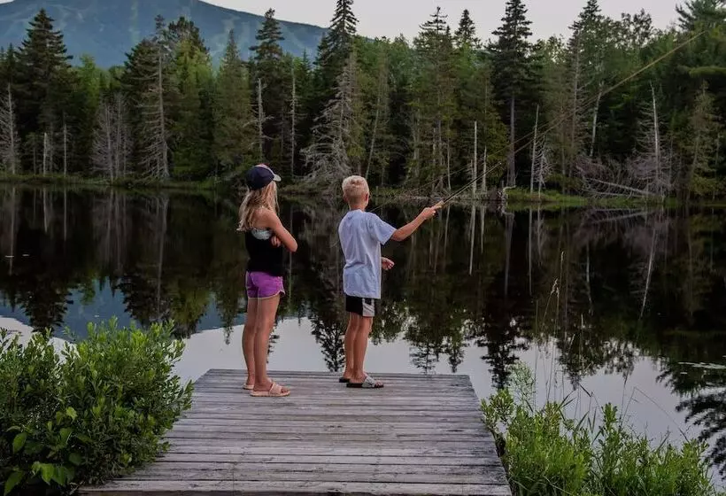 Hotelli Sugarloaf Inn