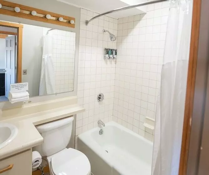 Hotelli Sugarloaf Inn