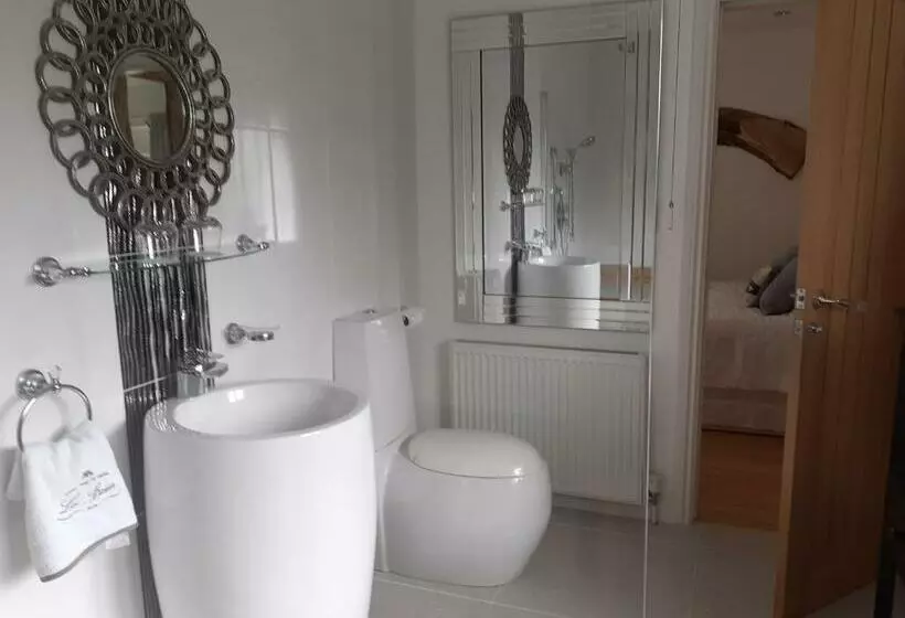 The Cobblers Bed And Breakfast