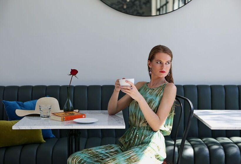 민박 Lovina Life Room & Cafe