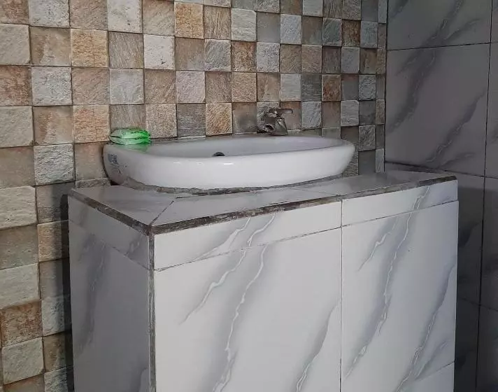 ベッドアンドブレックファースト New Taman Sari Homestay