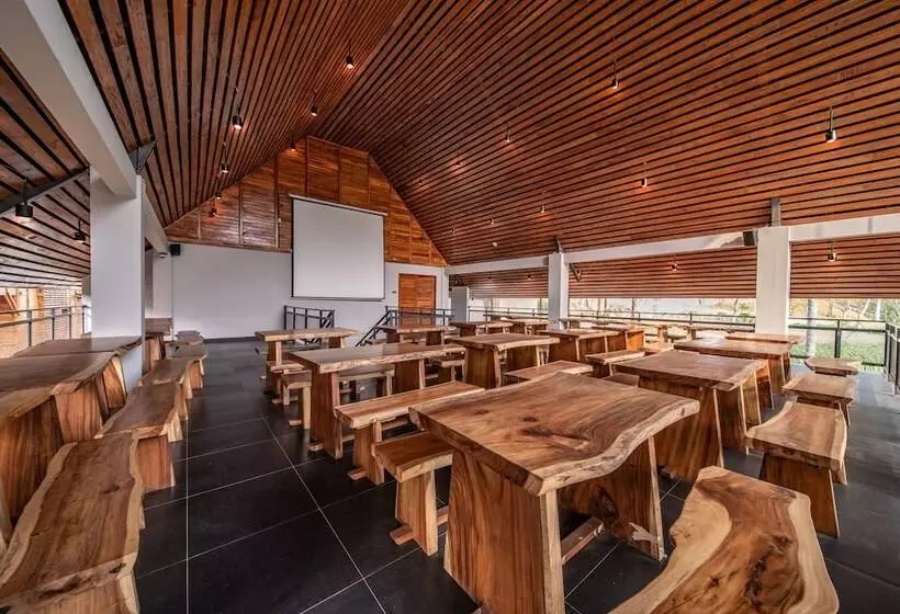 Hotelli Sparks Forest Adventure Sukabumi