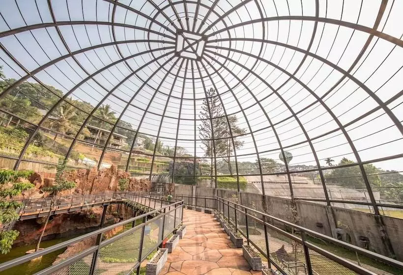 Hotelli Sparks Forest Adventure Sukabumi