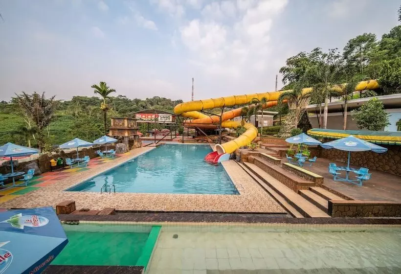 Hotelli Sparks Forest Adventure Sukabumi