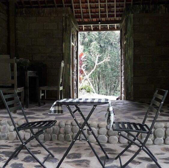 膳宿费 Oemah Tepi Sawah