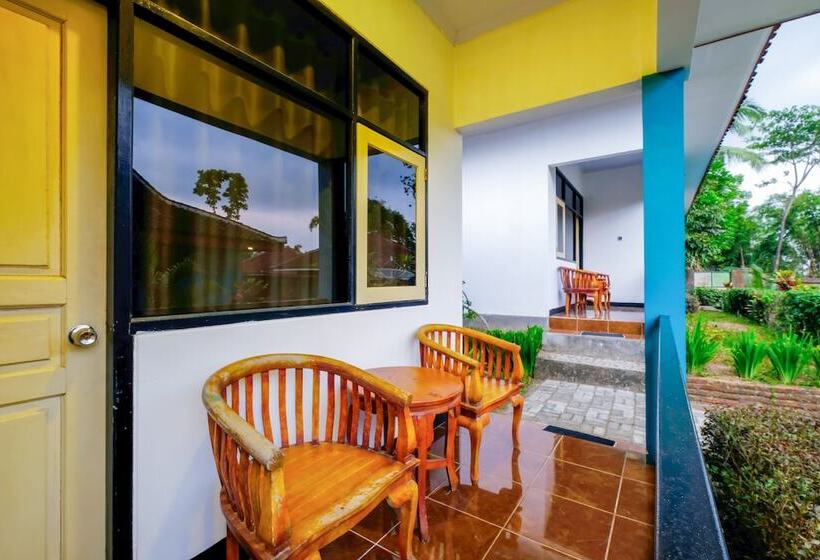 Surya Karhyn Hotel & Restaurant