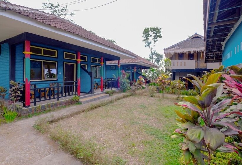 Surya Karhyn Hotel & Restaurant