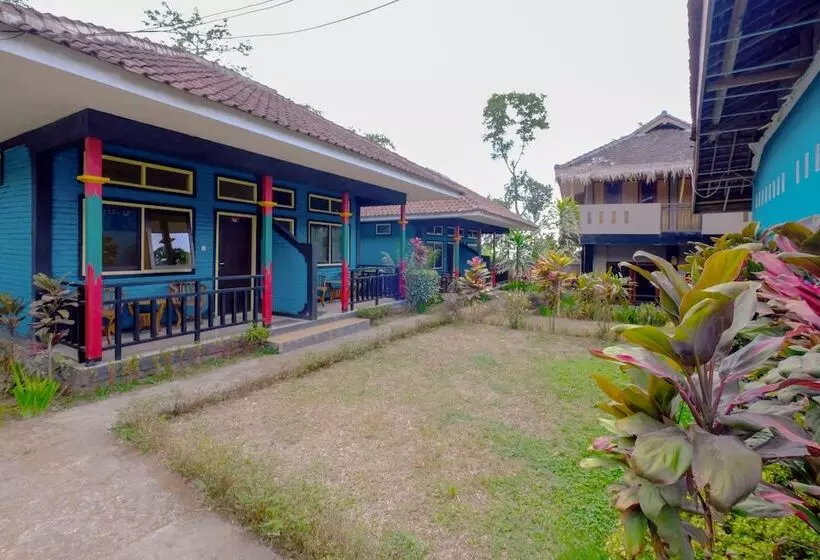 Surya Karhyn Hotel & Restaurant