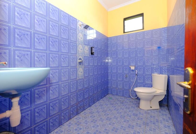 Surya Karhyn Hotel & Restaurant