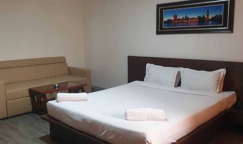 The Emerald Resort, Pune