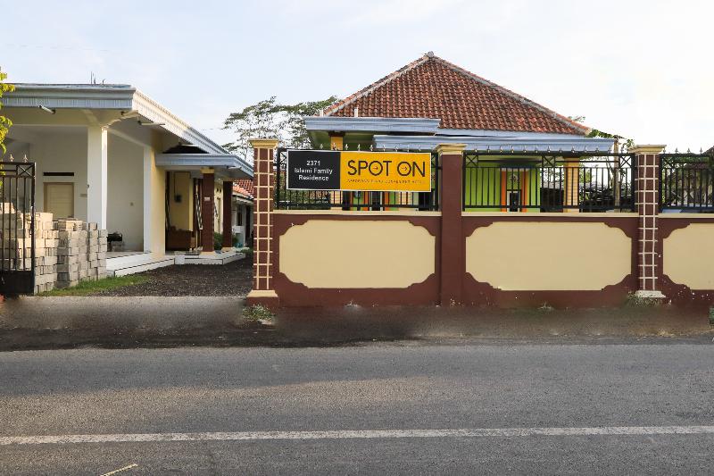 Szálló Spot On 2371 Islami Family Residence