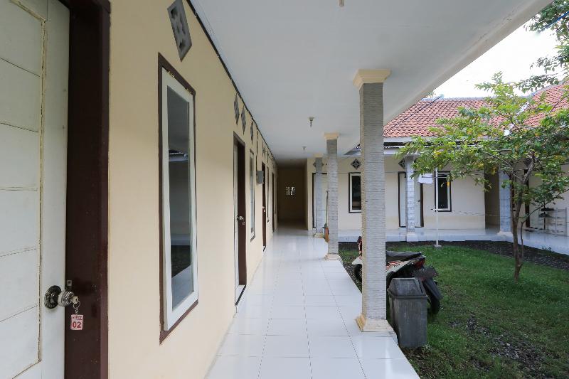 Szálló Spot On 2371 Islami Family Residence