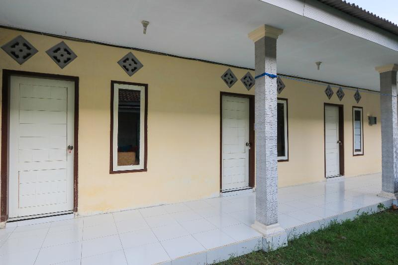 Szálló Spot On 2371 Islami Family Residence